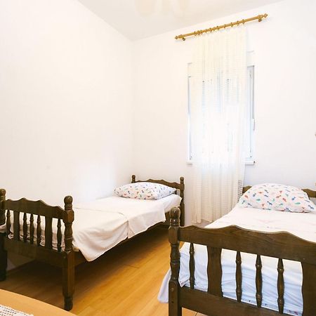Apartments Ivica - 150M From Sea 트로기르 외부 사진